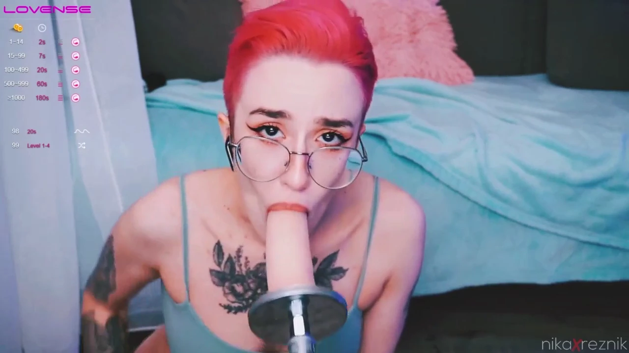 A charming tomboy receives oral pleasure from a fuckmachine porn video